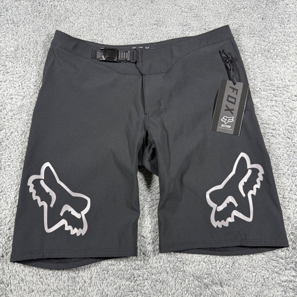 NWT Fox Racing Defend Short Youth Size 28 Black MTB Mountain Bike Ratchet Closur